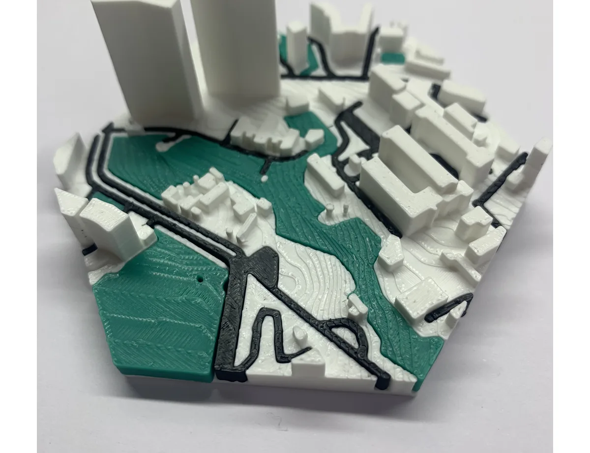 Photo of a real printed Monadruk product 2